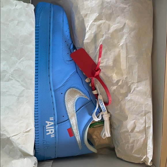 blue mca off white